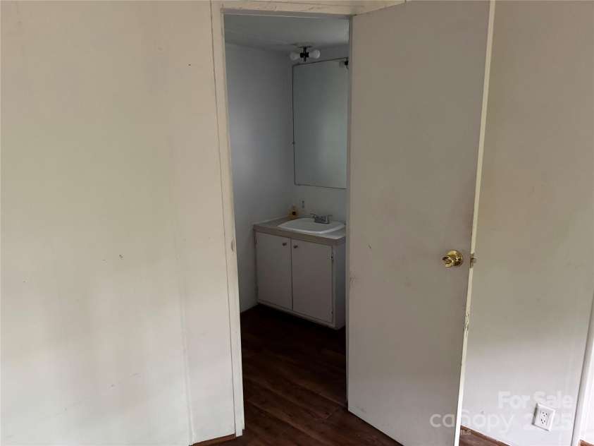 326 Havencrest Court, Gastonia, NC 28052.  MLS# CAR4312073, YatesRealty ID 17965. 