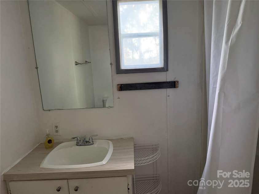 326 Havencrest Court, Gastonia, NC 28052.  MLS# CAR4312073, YatesRealty ID 17965. 