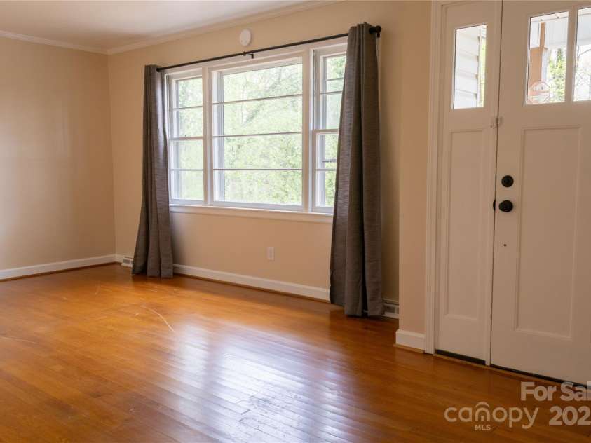 1035 Timberlane Drive, Lincolnton, NC 28092.  MLS# CAR4212148, YatesRealty ID 17966. 