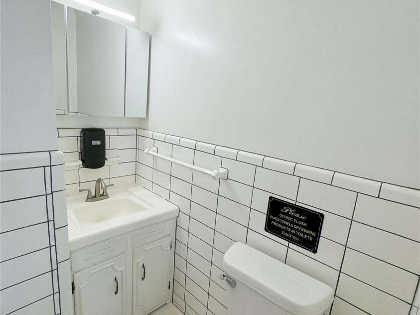 1035 Timberlane Drive, Lincolnton, NC 28092.  MLS# CAR4212148, YatesRealty ID 17966. 