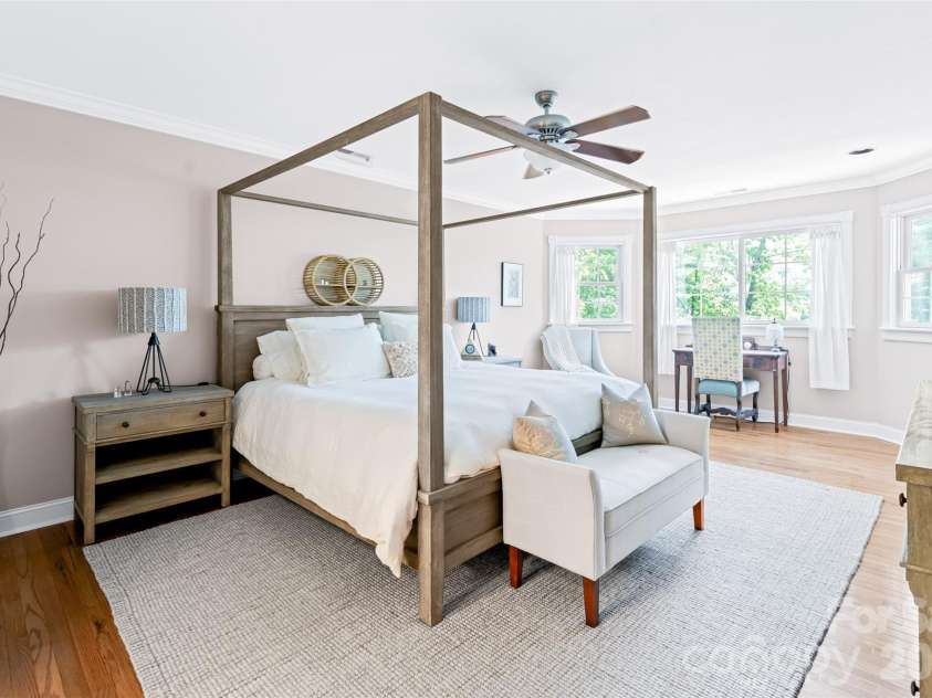 72 Whitfield Lane, Weaverville, NC 28787.  MLS# CAR4375022, YatesRealty ID 17966. Primary suite