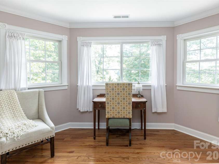72 Whitfield Lane, Weaverville, NC 28787.  MLS# CAR4375022, YatesRealty ID 17966. Primary suite