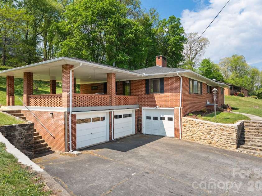 55 Boydston Street, Canton, NC 28716.  MLS# CAR4376426, YatesRealty ID 17967. 3 garages 