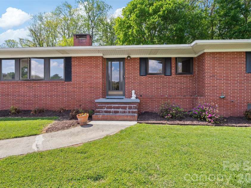 55 Boydston Street, Canton, NC 28716.  MLS# CAR4376426, YatesRealty ID 17967. 