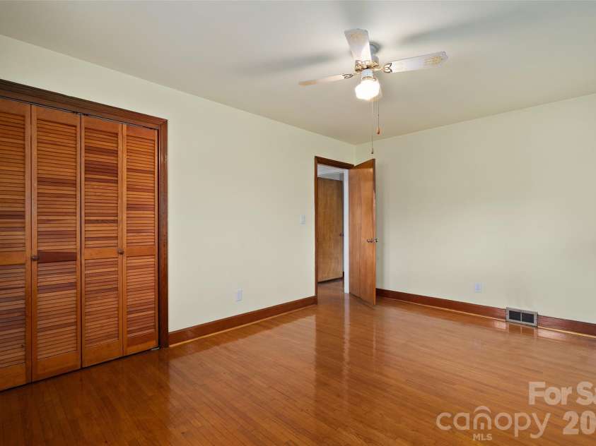 55 Boydston Street, Canton, NC 28716.  MLS# CAR4376426, YatesRealty ID 17967. 