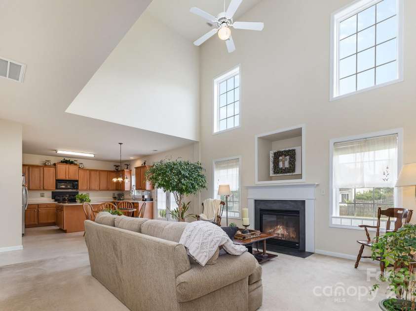 5803 Lindley Crescent Drive, Indian Trail, NC 28079.  MLS# CAR4248933, YatesRealty ID 17967. 