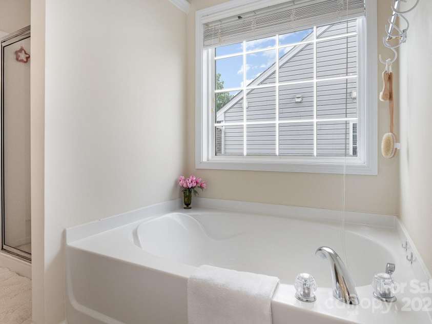 5803 Lindley Crescent Drive, Indian Trail, NC 28079.  MLS# CAR4248933, YatesRealty ID 17967. 