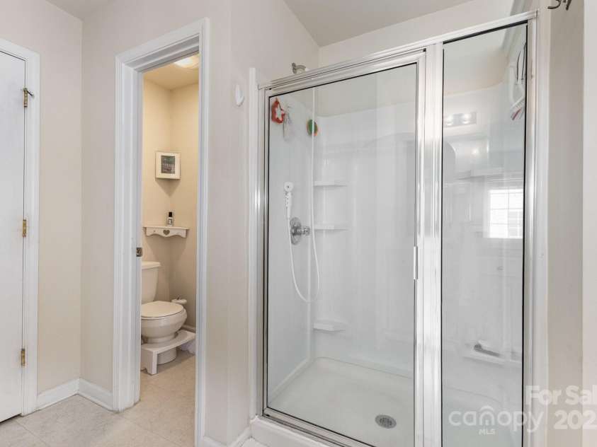 5803 Lindley Crescent Drive, Indian Trail, NC 28079.  MLS# CAR4248933, YatesRealty ID 17967. 