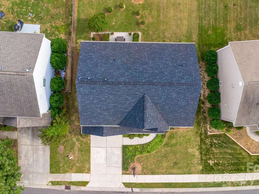 5803 Lindley Crescent Drive, Indian Trail, NC 28079.  MLS# CAR4248933, YatesRealty ID 17967. 