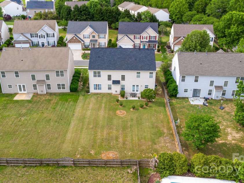 5803 Lindley Crescent Drive, Indian Trail, NC 28079.  MLS# CAR4248933, YatesRealty ID 17967. 