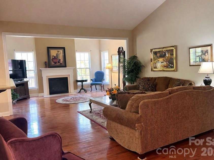1273 Winged Foot Drive, Denver, NC 28037.  MLS# CAR4368043, YatesRealty ID 17968. 