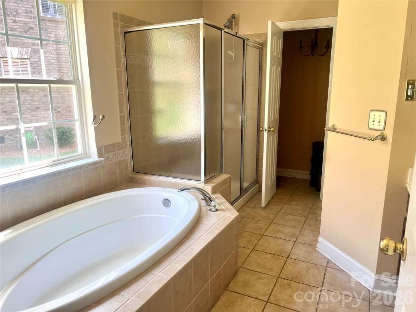 1273 Winged Foot Drive, Denver, NC 28037.  MLS# CAR4368043, YatesRealty ID 17968. 