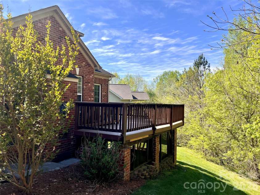 1273 Winged Foot Drive, Denver, NC 28037.  MLS# CAR4368043, YatesRealty ID 17968. 