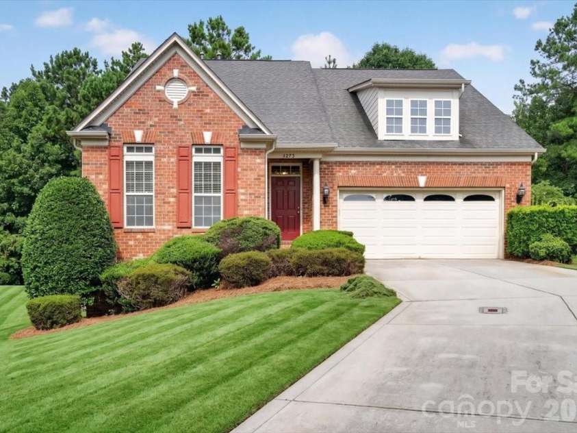 1273 Winged Foot Drive, Denver, NC 28037.  MLS# CAR4416915, YatesRealty ID 17968. 