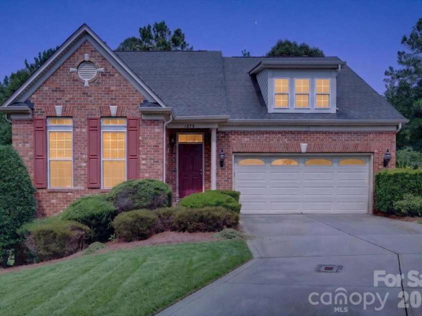 1273 Winged Foot Drive, Denver, NC 28037.  MLS# CAR4416915, YatesRealty ID 17968. 