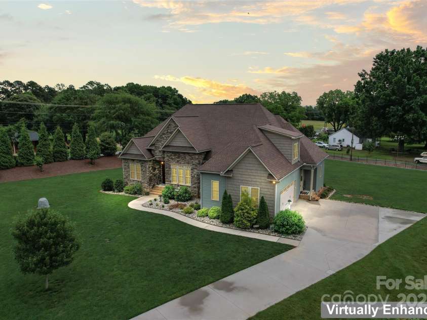 9125 Dylan Ridge Court, Concord, NC 28027.  MLS# CAR4264436, YatesRealty ID 17968. 