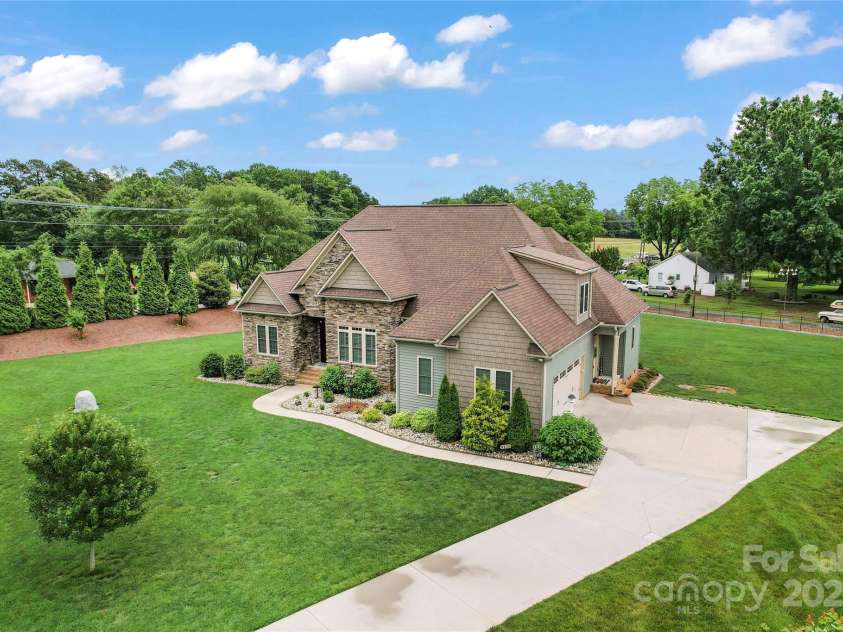 9125 Dylan Ridge Court, Concord, NC 28027.  MLS# CAR4264436, YatesRealty ID 17968. 