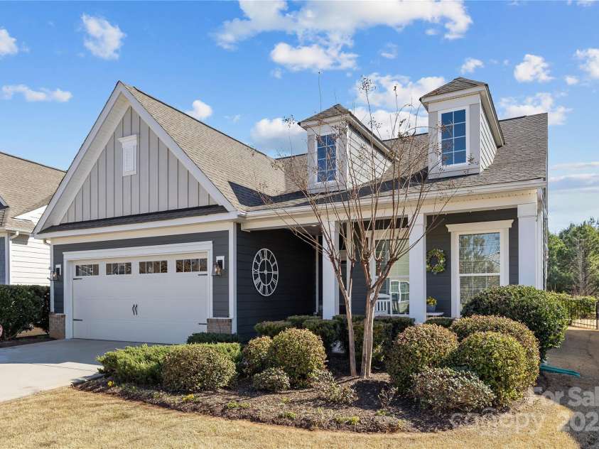 305 Kentmere Lane, Clover, SC 29710.  MLS# CAR4229310, YatesRealty ID 1797. Beautiful Landscaping