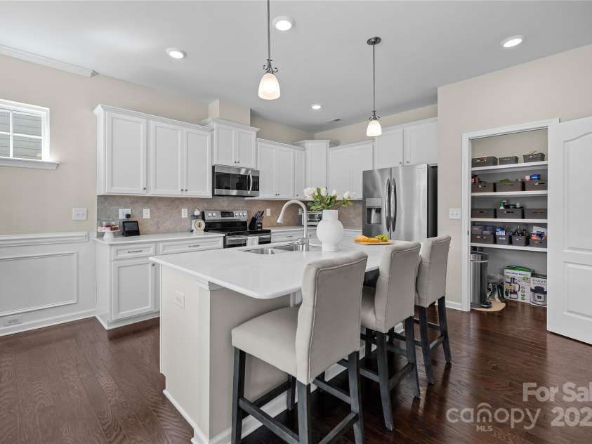 305 Kentmere Lane, Clover, SC 29710.  MLS# CAR4229310, YatesRealty ID 1797. PERFECT!
