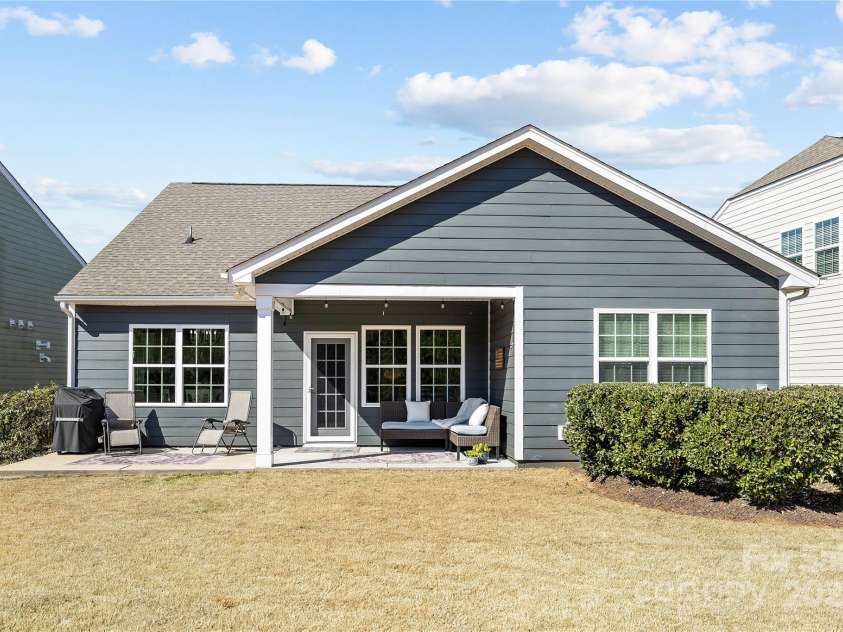 305 Kentmere Lane, Clover, SC 29710.  MLS# CAR4229310, YatesRealty ID 1797. The Perfect Back Yard Area!