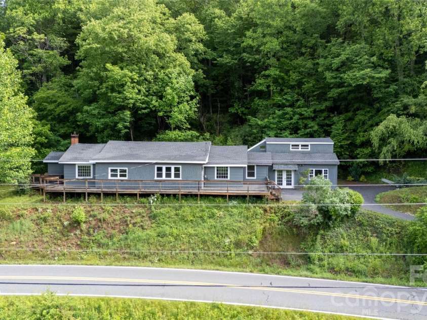 3477 Cane Creek Road, Bakersville, NC 28705.  MLS# CAR4387197, YatesRealty ID 1797. 