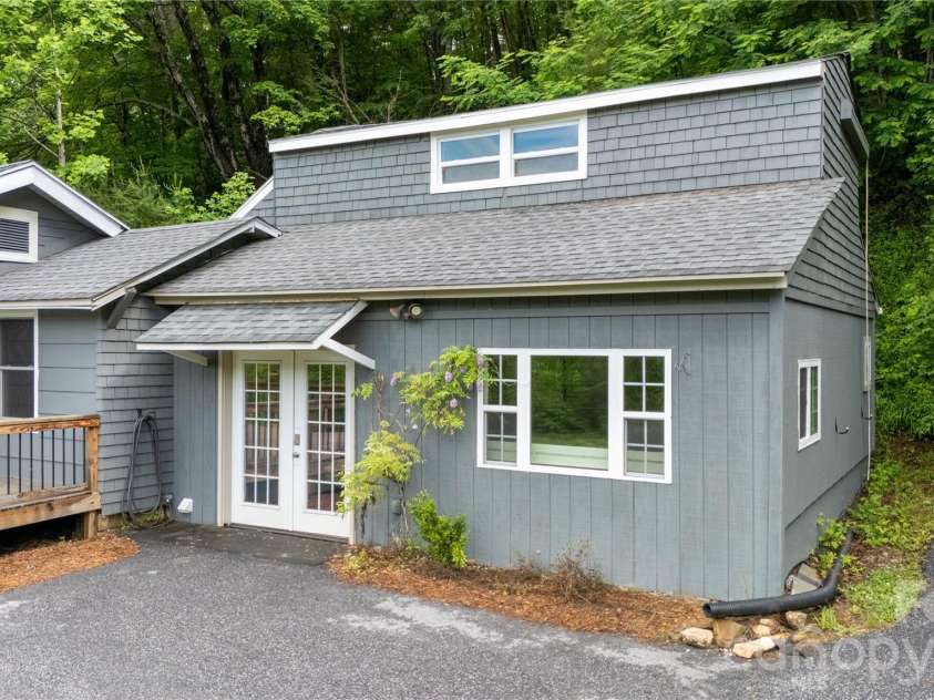 3477 Cane Creek Road, Bakersville, NC 28705.  MLS# CAR4387197, YatesRealty ID 1797. 