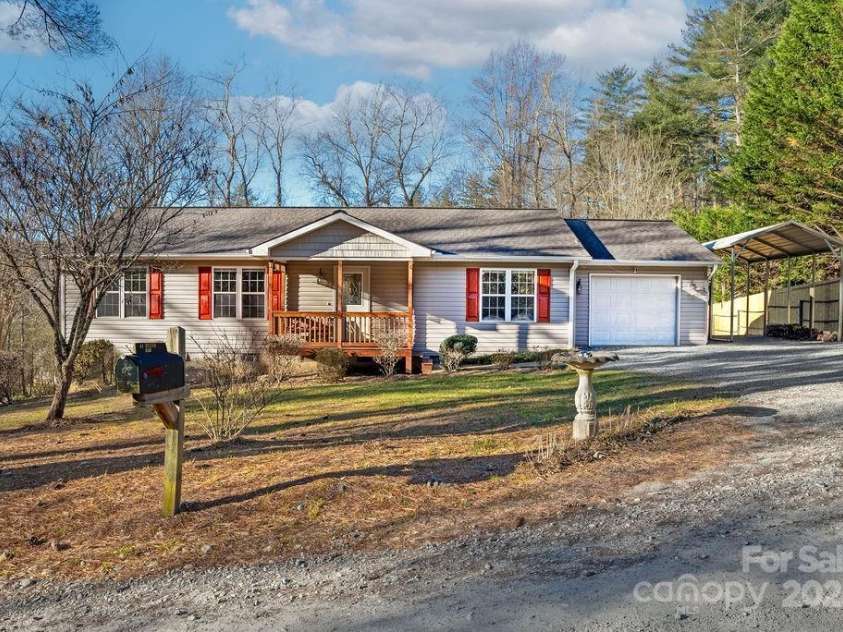 43 Redden Road, Hendersonville, NC 28739.  MLS# CAR4330221, YatesRealty ID 1797. Level Front Yard? RV Parking