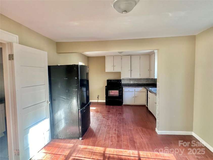 722 Tanglewood Drive, Salisbury, NC 28144.  MLS# CAR4199885, YatesRealty ID 17973. 