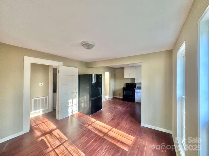 722 Tanglewood Drive, Salisbury, NC 28144.  MLS# CAR4199885, YatesRealty ID 17973. 