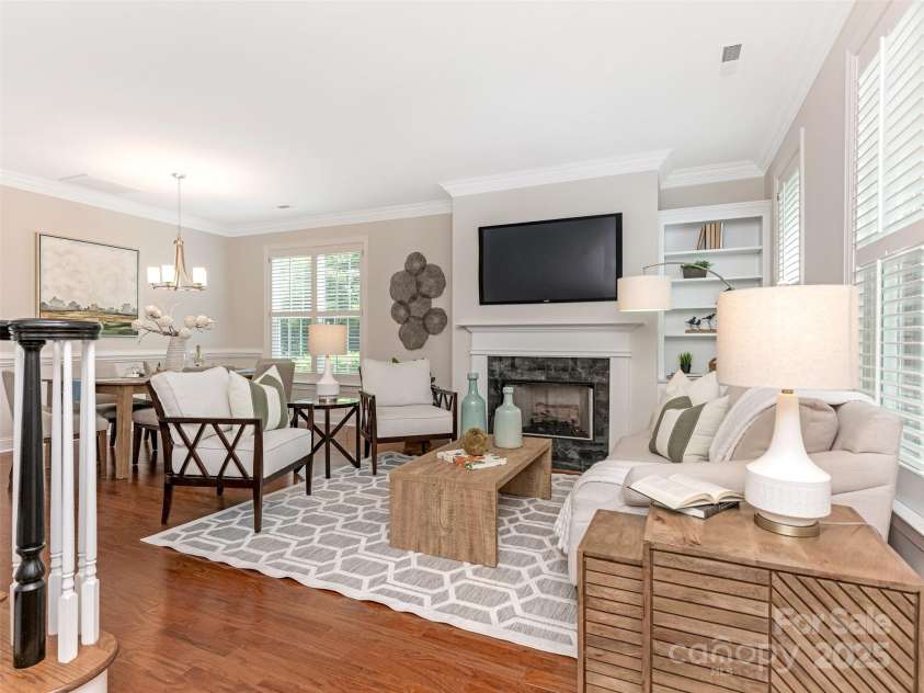 9451 Bonnie Briar Circle, Charlotte, NC 28277.  MLS# CAR4266771, YatesRealty ID 17975. 