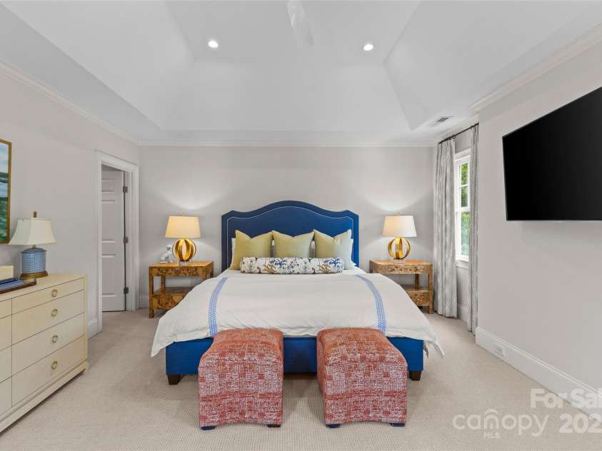 206 Hillside Avenue, Charlotte, NC 28209.  MLS# CAR4266183, YatesRealty ID 17976. 