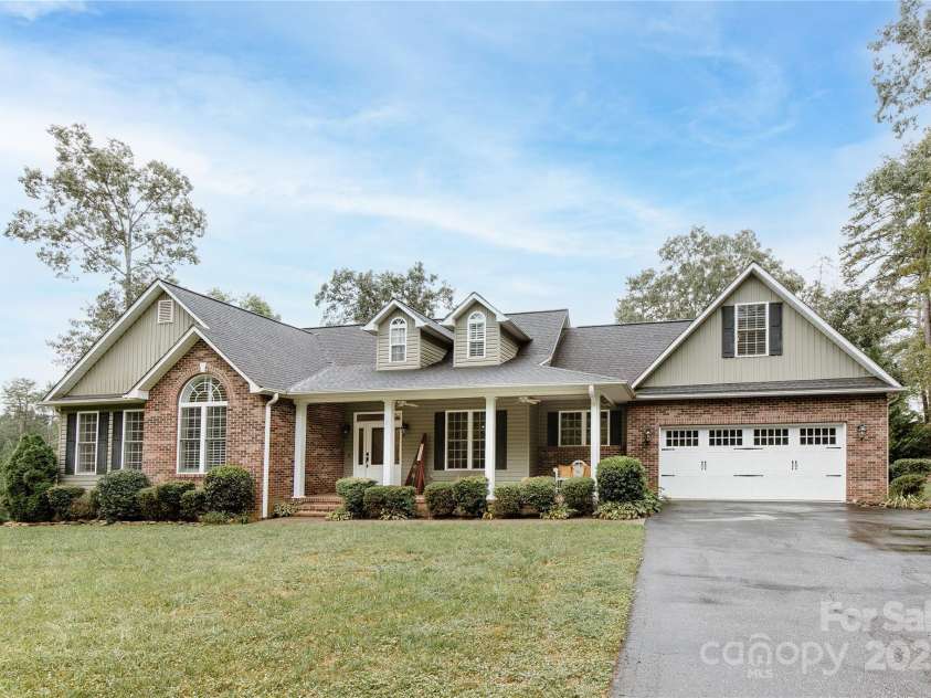 110 Mandy Lane, Tryon, NC 28782.  MLS# CAR4240975, YatesRealty ID 17977. 