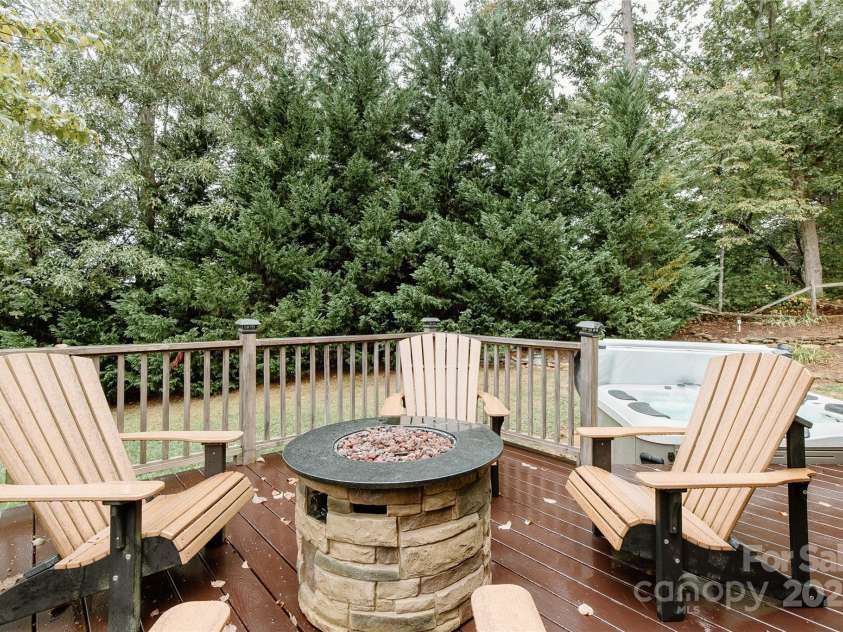 110 Mandy Lane, Tryon, NC 28782.  MLS# CAR4240975, YatesRealty ID 17977. 