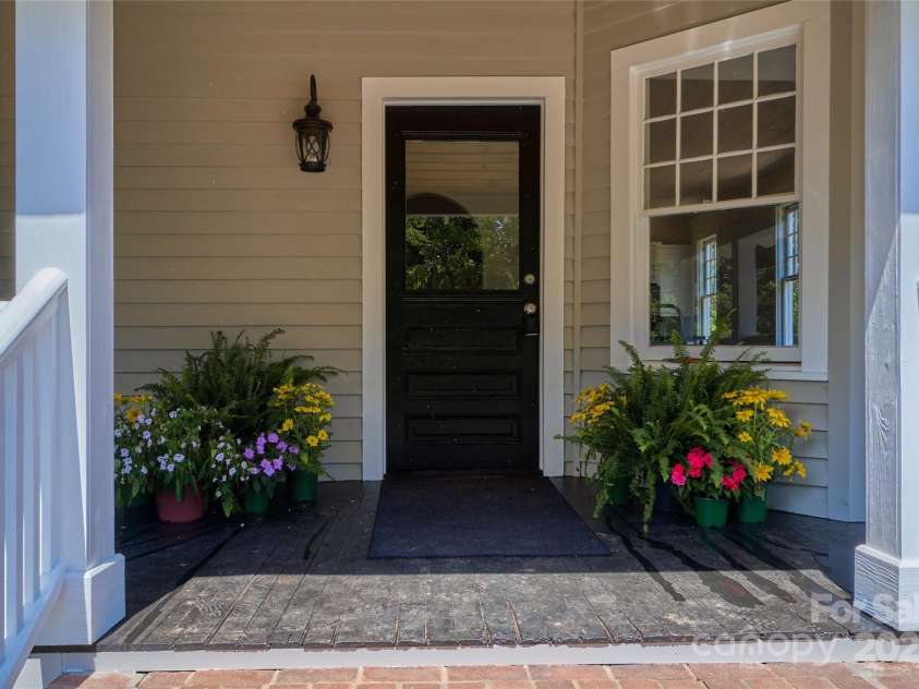 143 Broadway Avenue, Tryon, NC 28782.  MLS# CAR4261139, YatesRealty ID 17978. 