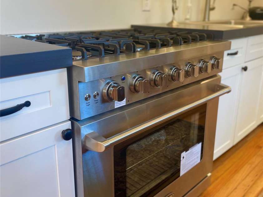 143 Broadway Avenue, Tryon, NC 28782.  MLS# CAR4261139, YatesRealty ID 17978. 