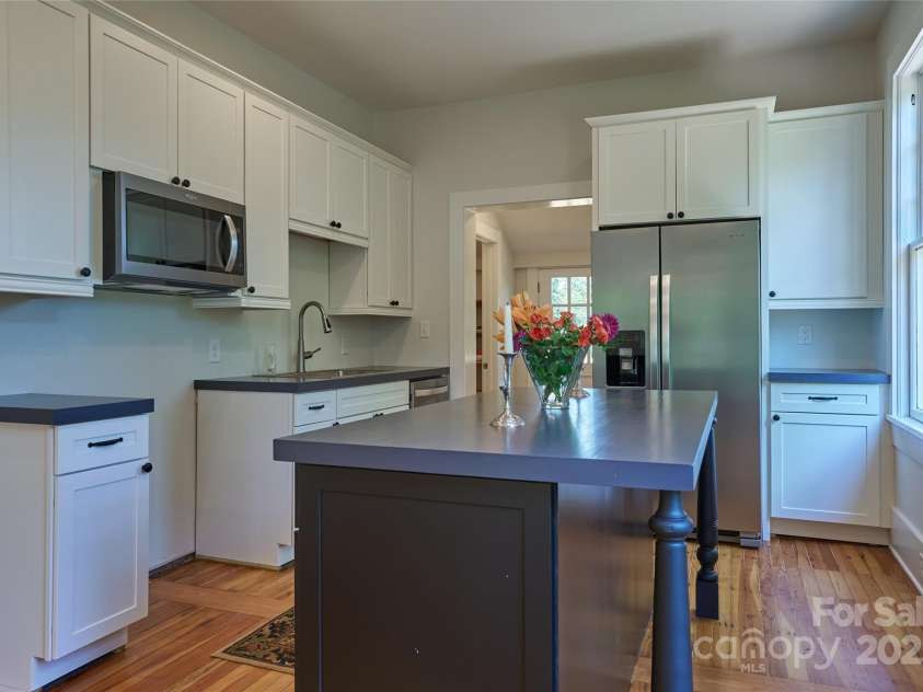 143 Broadway Avenue, Tryon, NC 28782.  MLS# CAR4261139, YatesRealty ID 17978. 