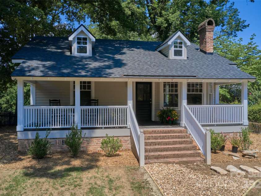 143 Broadway Avenue, Tryon, NC 28782.  MLS# CAR4261139, YatesRealty ID 17978. 