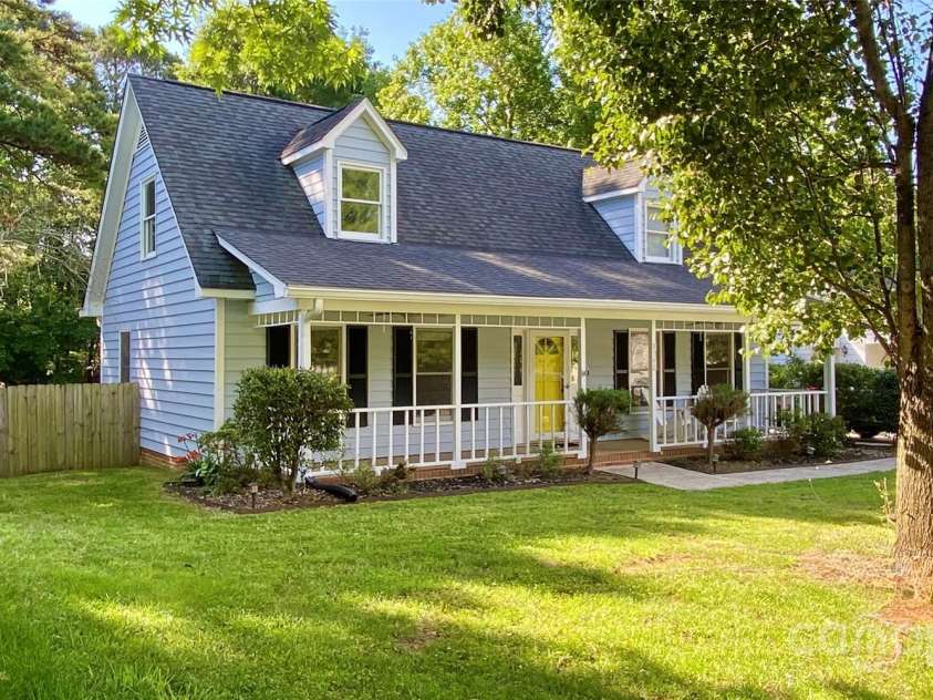 8742 Rittenhouse Circle, Charlotte, NC 28270.  MLS# CAR4263529, YatesRealty ID 17979. 