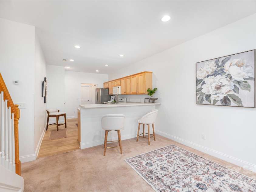 122 Outlook Circle, Swannanoa, NC 28778.  MLS# CAR4333481, YatesRealty ID 1798. 