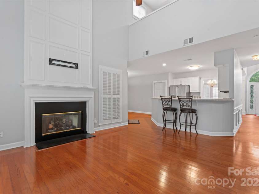 6632 Hawksnest Drive, Charlotte, NC 28269.  MLS# CAR4267168, YatesRealty ID 17980. 