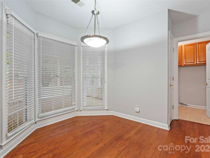 6632 Hawksnest Drive, Charlotte, NC 28269.  MLS# CAR4267168, YatesRealty ID 17980. 