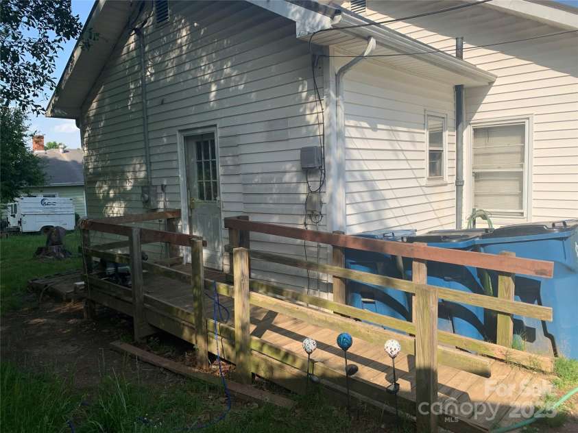 24 Pearl Street, Granite Falls, NC 28630.  MLS# CAR4258026, YatesRealty ID 17981. 