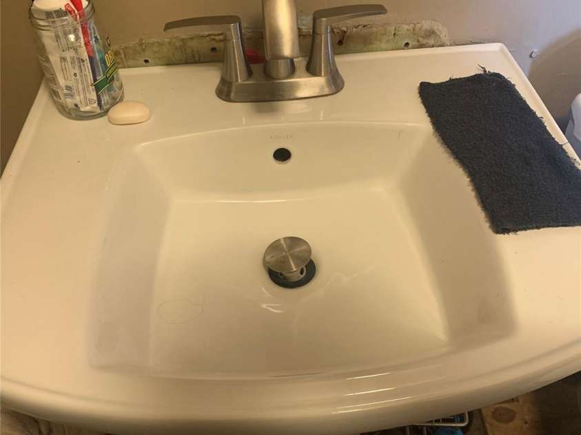 24 Pearl Street, Granite Falls, NC 28630.  MLS# CAR4258026, YatesRealty ID 17981. 