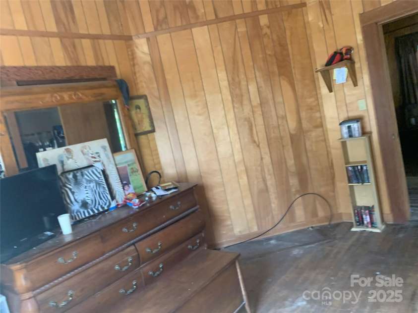 24 Pearl Street, Granite Falls, NC 28630.  MLS# CAR4258026, YatesRealty ID 17981. 