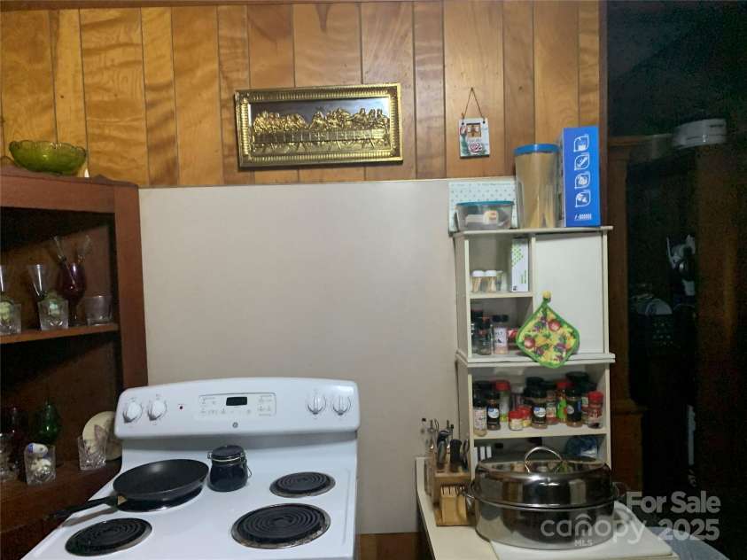 24 Pearl Street, Granite Falls, NC 28630.  MLS# CAR4258026, YatesRealty ID 17981. 