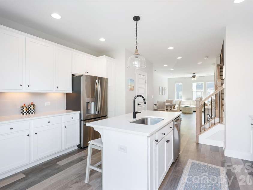 223 Bruns Avenue, Charlotte, NC 28208.  MLS# CAR4361920, YatesRealty ID 17983. 