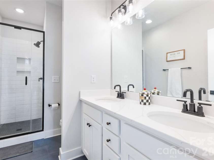223 Bruns Avenue, Charlotte, NC 28208.  MLS# CAR4361920, YatesRealty ID 17983. 