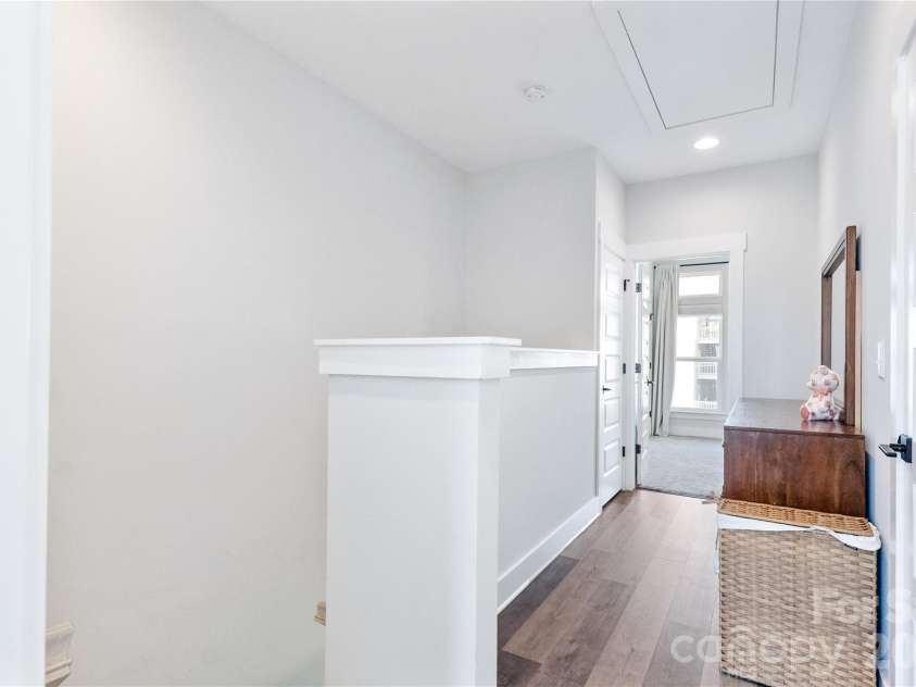 223 Bruns Avenue, Charlotte, NC 28208.  MLS# CAR4361920, YatesRealty ID 17983. 