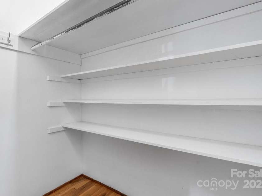 3418 Sulphur Springs Road, Hickory, NC 28601.  MLS# CAR4254603, YatesRealty ID 17983. 