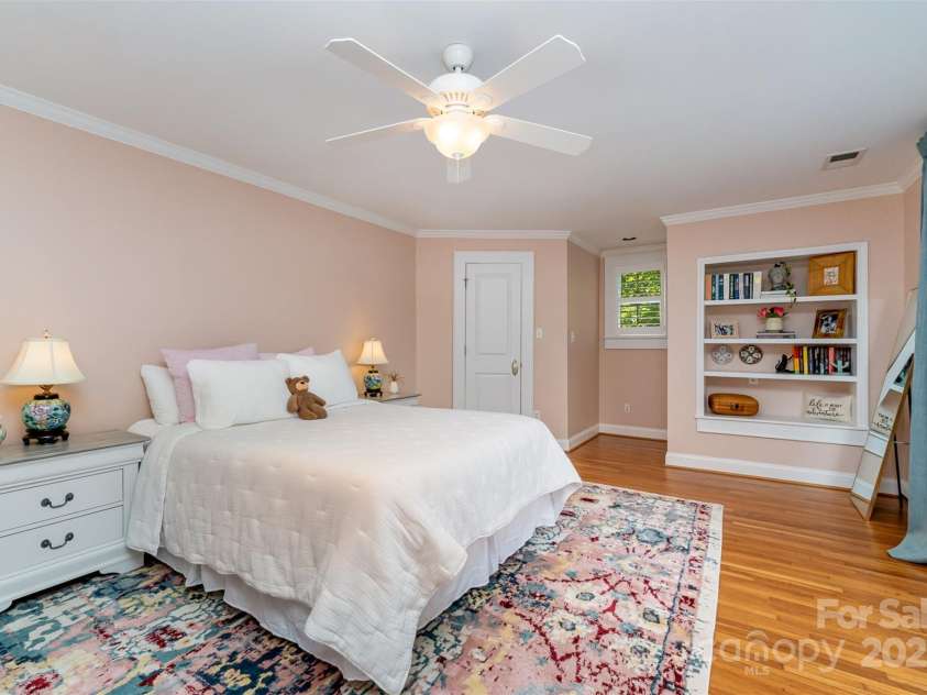 141 Eastover Drive, Concord, NC 28025.  MLS# CAR4264059, YatesRealty ID 17985. Bedroom #3 features built-ins and walk-in closet